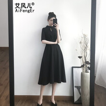 選對(duì)露肩連衣裙，你也能美美噠