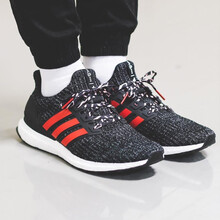 Adidas跑步鞋F(xiàn)35231 42