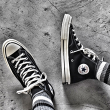 匡威（Converse）高幫，低幫帆布鞋