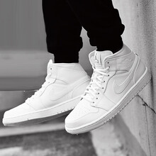 耐克（NIKE）籃球鞋554724-104 40