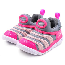 NIKE跑步鞋343938-019 