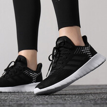 Adidas跑步鞋F(xiàn)36339 