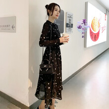 優(yōu)雅蕾絲裙，打造迷人身姿
