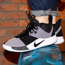 耐克（NIKE）籃球鞋AO2608-002奧利奧 保羅喬治3 
