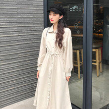 俏皮小白連衣裙，打造甜美少女感