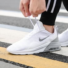 耐克（NIKE）跑步鞋AO0266-101-19夏季 40