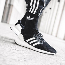 阿迪達斯（Adidas）跑步鞋AQ0062 41