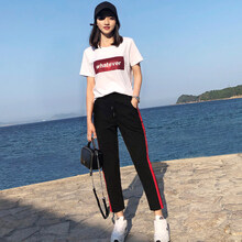 純色短袖襯衫，打造時(shí)尚小仙女