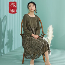 優(yōu)雅蕾絲長裙，讓你穿出迷人身姿
