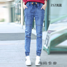 修身牛仔褲，微胖妹子顯瘦秀美腿