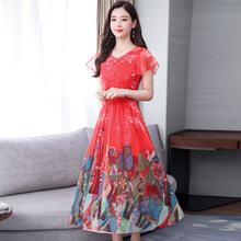 性感長(zhǎng)裙，塑造優(yōu)雅小仙女
