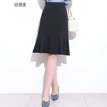 性感包臀半身裙，穿出優(yōu)雅小仙女