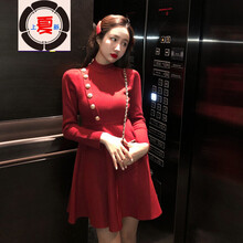 純色雪紡連衣裙，打造優(yōu)雅小臉