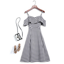 不做微胖界，碎花連衣裙拯救你！