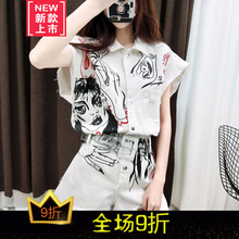 高腰直筒牛仔褲，穿出你的優(yōu)雅范