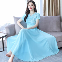 修身長裙，打造浪漫女神