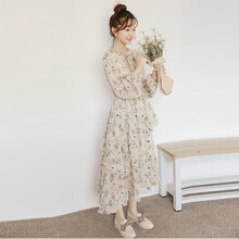 純色印花裙，打造優(yōu)雅小仙女