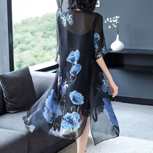 寬松印花外套，打造優(yōu)雅型男