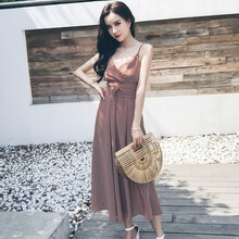 優(yōu)雅條紋連衣裙，打造浪漫小仙女