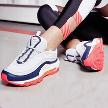 耐克（NIKE）跑步鞋921733-015 41