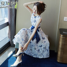 夏知麥（shazemi） 碎花 背帶，露肩，印花 連衣裙