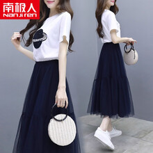 純色連衣裙，打造夏日清爽女人味