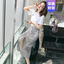 復(fù)古絲絨百褶裙，打造甜美少女感