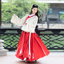 美少女的時(shí)尚風(fēng)，蕾絲連衣裙