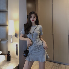 都市女神，荷葉裙讓你賺足回頭率