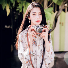 穿純色連衣裙，讓你的少女心