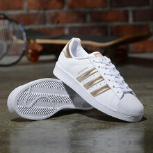 阿迪達(dá)斯（Adidas）板鞋CG5463（金色） 