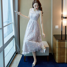 純色裙，塑造優(yōu)雅小仙女