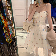 復古條紋襯衫，穿出你的優(yōu)雅氣質(zhì)