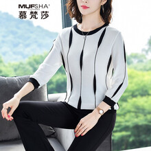 慕梵莎（MUFANSHA） 立體裝飾 短袖 T恤 女 圓領(lǐng)