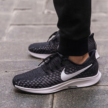 耐克(Nike)跑步鞋夏季熱賣(mài)942851-001 