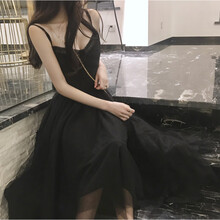 簡(jiǎn)約修身長(cháng)袖裙，打造優(yōu)雅小女人