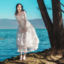 純色連衣裙，讓你秒變女神范