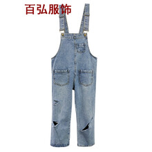 修身牛仔褲，微胖妹子的減齡神器
