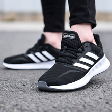 阿迪達斯（Adidas）跑步鞋F(xiàn)36218黑色慢跑鞋 37.5