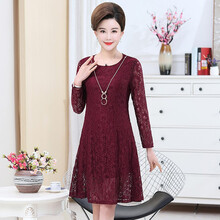 百搭小白連衣裙，打造女神范