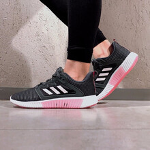 阿迪達斯（Adidas）跑步鞋黑色B41603 