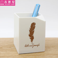創(chuàng)意簡(jiǎn)約書桌，裝點(diǎn)你的精致生活