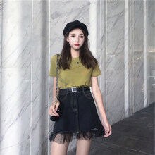 性感蕾絲裙，打造優(yōu)雅小蠻腰