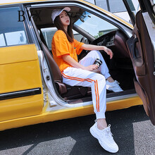 BVX 口袋，刺繡 短袖 T恤 女 圓領(lǐng)