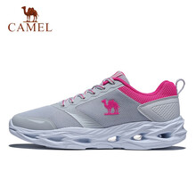 駱駝（CAMEL）跑步鞋灰/梅紅 女款A(yù)81318618 