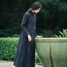 連衣裙夏日，度假穿出優(yōu)雅女神范