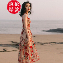 浪漫蕾絲裙，打造優(yōu)雅女神的氣質(zhì)