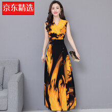 純色連衣裙，穿出女神的氣質(zhì)范