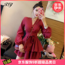 優(yōu)雅蕾絲連衣裙，打造時(shí)尚女神范