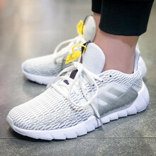 阿迪達斯（Adidas）跑步鞋銀灰F36327 36